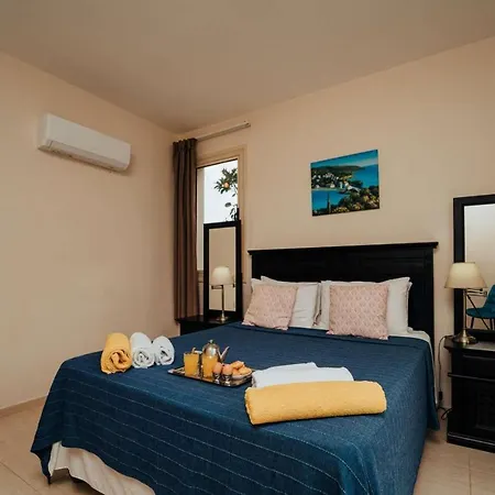 Seapoint Eleni كورال باي